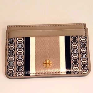 VERY CUTE Tory Burch Gemini cardholder.